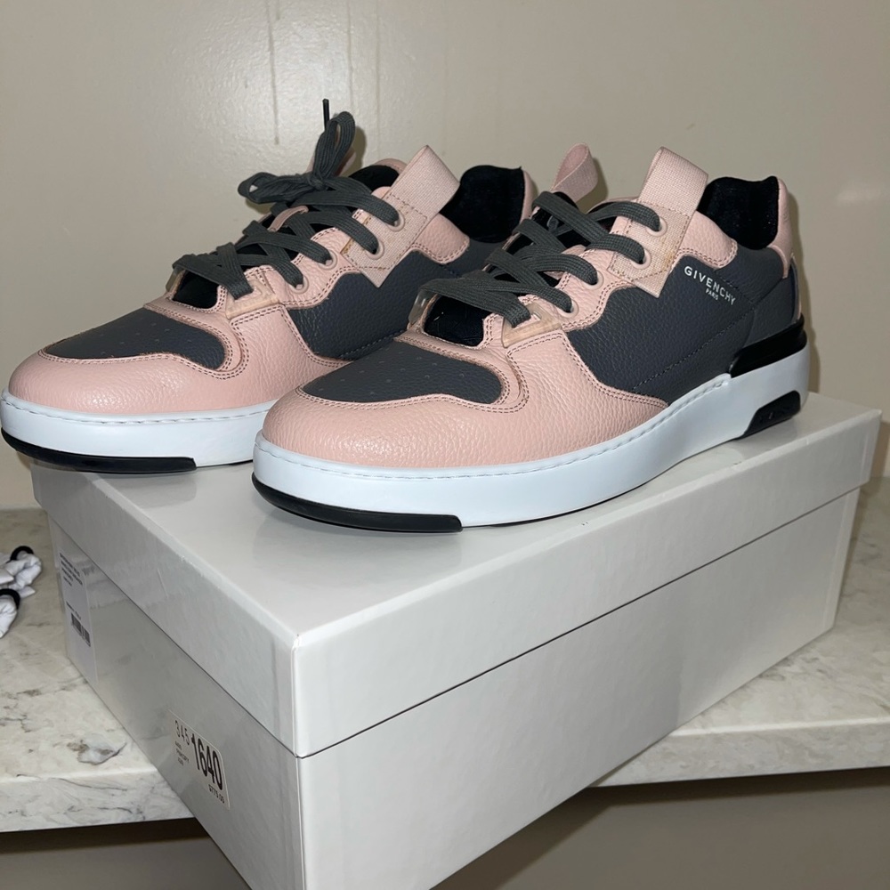 Givenchy Sneakers